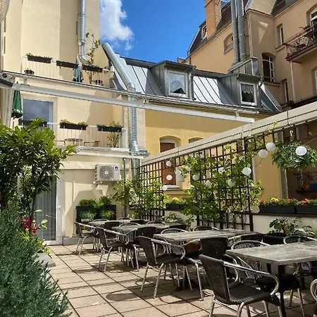 Hotel Burghotel 3*