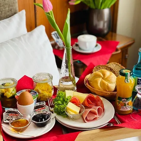 Hotel Burghotel 3*