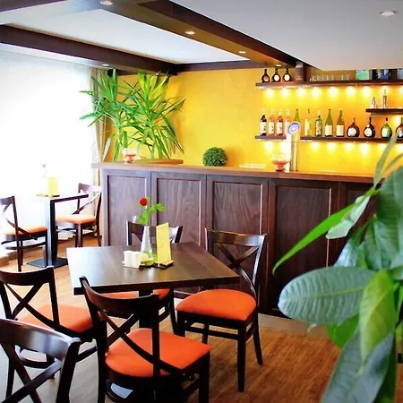 Hotel Burghotel 3*