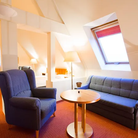 Burghotel Hotel 3*