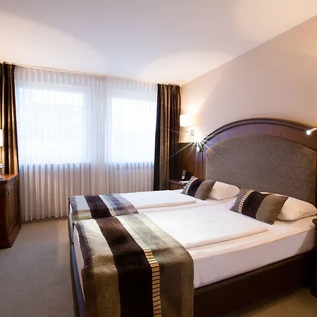 Burghotel Hotel 3*