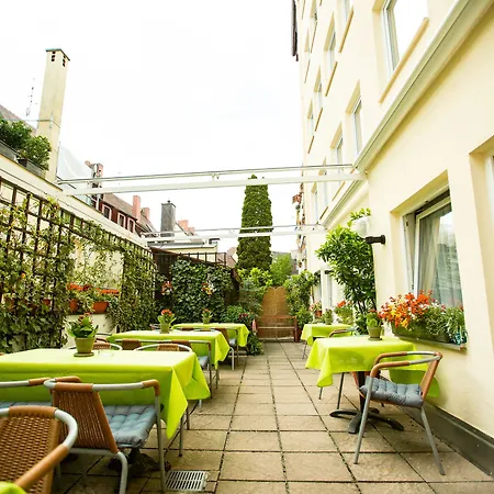Hotel Burghotel 3*