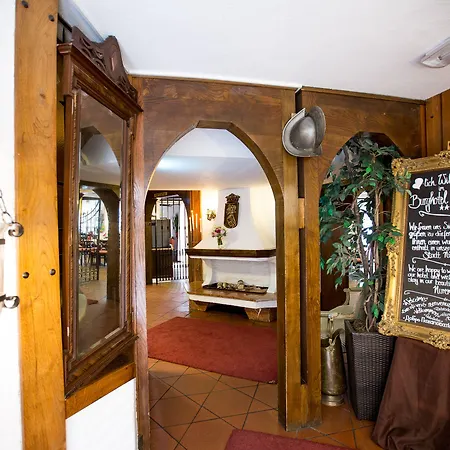 Otel Burghotel Nürnberg