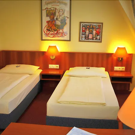 Burghotel Hotel 3*