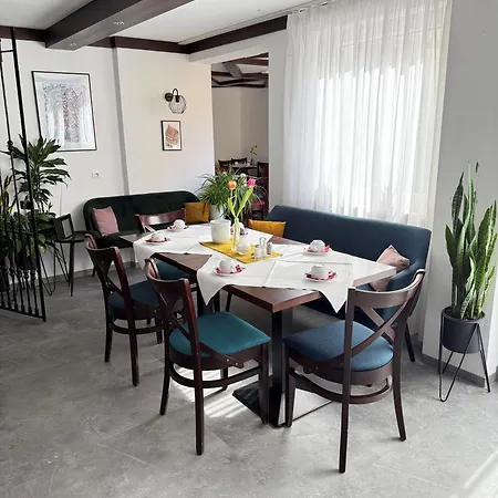 Hotel Burghotel