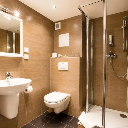 Hotel Burghotel 3*