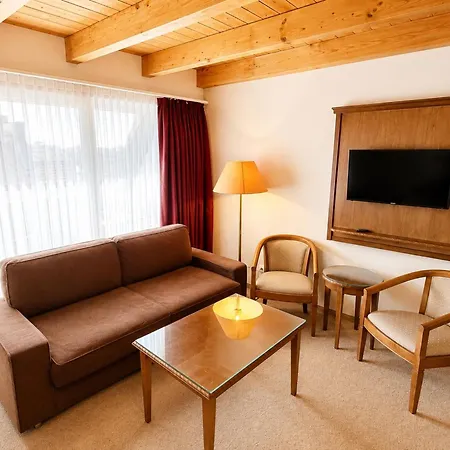 Burghotel Hotel 3*
