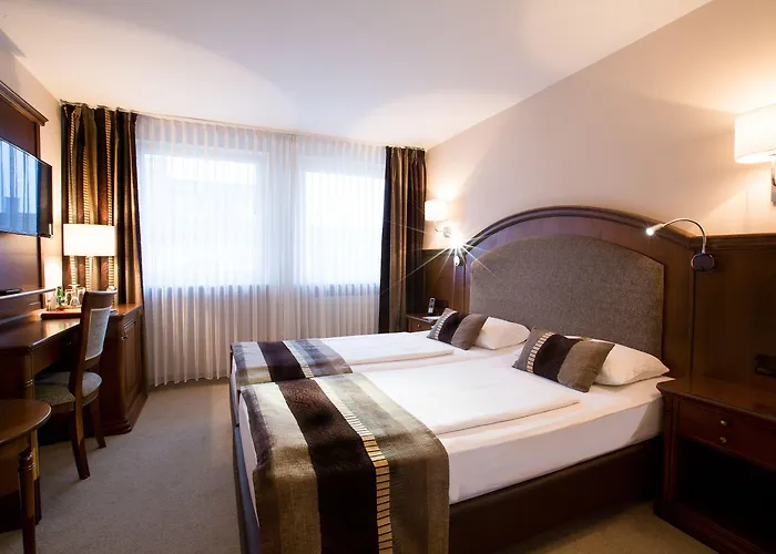 Burghotel Hotel 3*