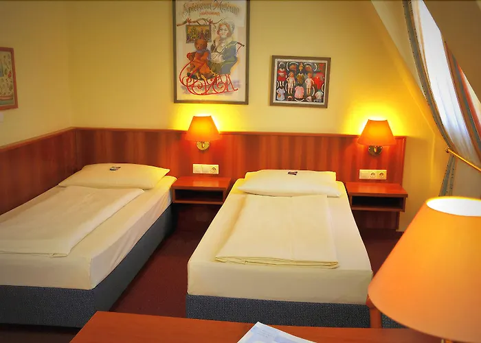 Burghotel מלון 3*