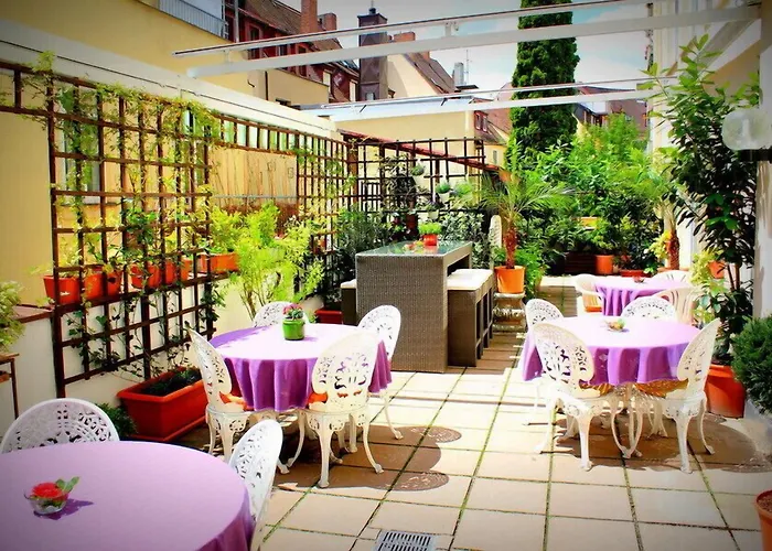 מלון Burghotel
