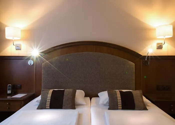 Burghotel 3* נירנברג